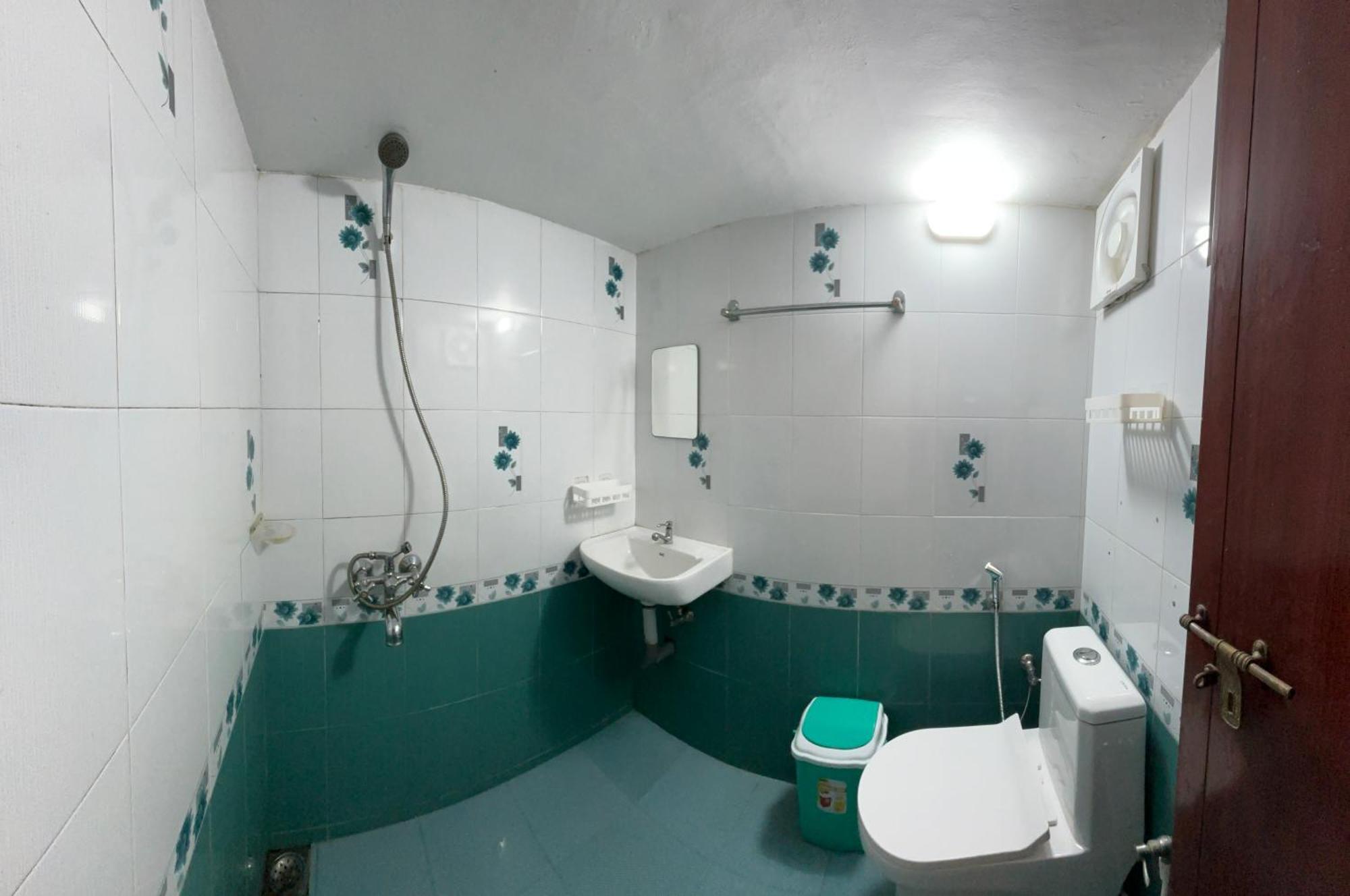 Beza Homestay Коччи Экстерьер фото